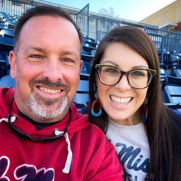 Meet your Posher, Breena - Picture 1 of 1